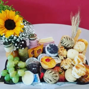 Cesta de Café da Manhã Luxo