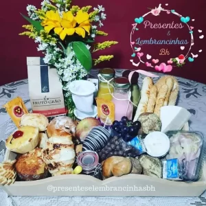 Cesta de café da manhã Super Luxo